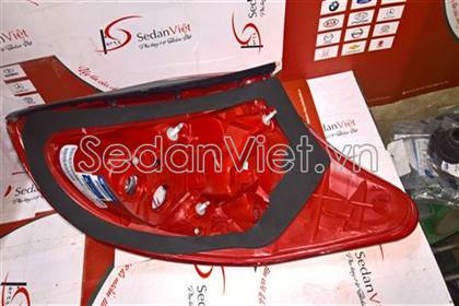 Vỏ đèn hậu trái 8156142100