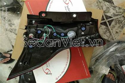 Đèn hậu trái 8156160B30