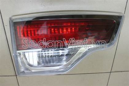 Đèn hậu trong phải Toyota Highlander 2014-2016
