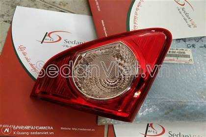 Đèn hậu trong trái 8159002210