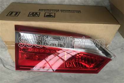 Đèn hậu trong trái 8159002550