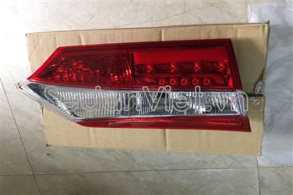 Đèn hậu trong trái 8159102550