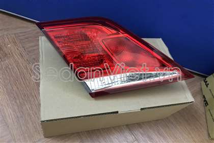 Đèn hậu trong trái 8159106310