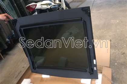 Kính cửa sổ trời 816112S000