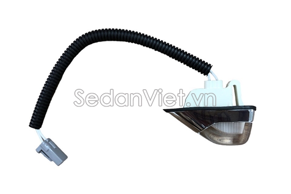 Đèn xinhan tai xe 8171030190
