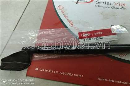 Ty chống cốp hậu 817801W200