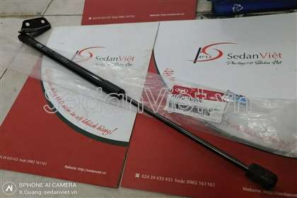 Ty chống cốp hậu 817801W200