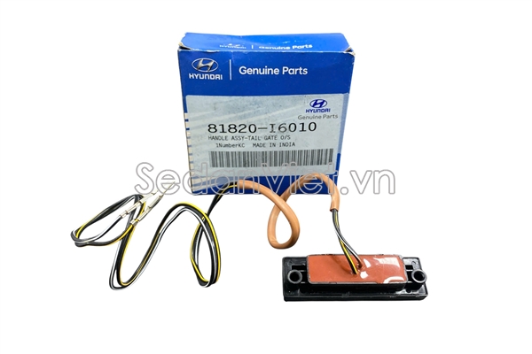 Công tắc mở cốp hậu 81820I6010
