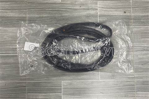Gioăng cánh cửa trước 821402V000