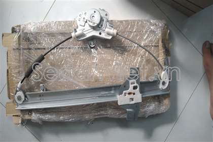 Compa nâng hạ kính cánh cửa trước điện dùng cho xe Hyundai Getz 2006-2010