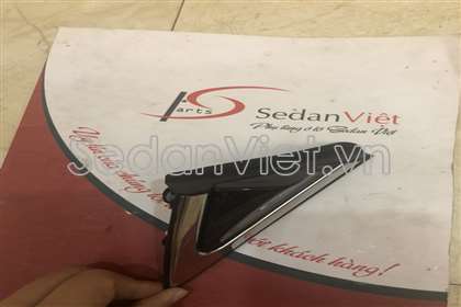 Kính cánh cửa 824202W020
