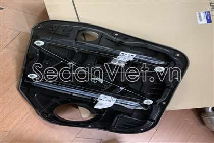 Compa nâng hạ kính cánh cửa trước trái 82471D3010