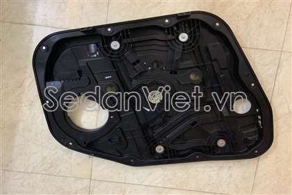 Compa nâng hạ kính cánh cửa trước phải 82481D3010