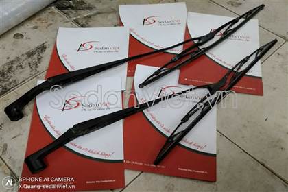 Cần gạt mưa dùng cho xe Mitsubishi Triton 2005-2009