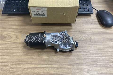 Mô tơ gạt mưa trước Mitsubishi Triton 2010-2013