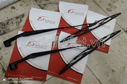 Cần gạt mưa 8250A373