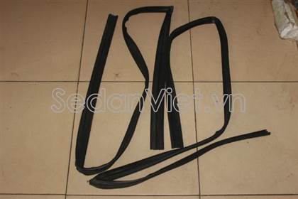 Gioăng trượt kính cánh cửa dùng cho xe Hyundai Elantra 2006-2010