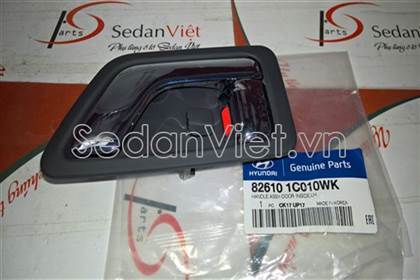 Tay mở cửa trong trước 826101C010WK
