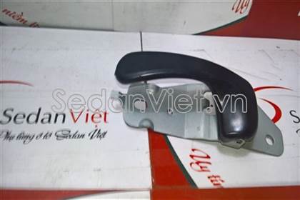 Tay mở cửa trong trước 826104A000CI