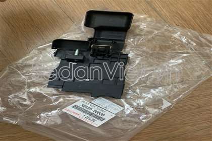 Cầu chì đầu ắc quy 8262060030