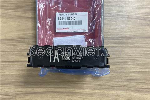 Hộp cầu chì đầu xe 82641BZ040