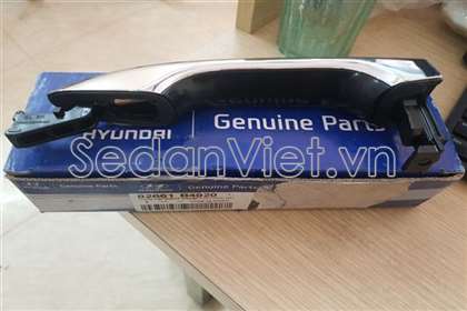Tay mở cửa ngoài có mạ 82661B4020