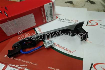 Tay mở cửa ngoài trước 82661D4200