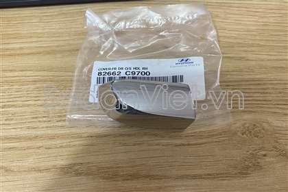 Đuôi tay mở cửa trước 82662C9700