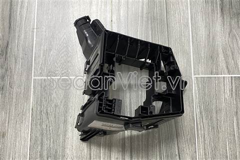 Hộp cầu chì đầu xe 827410D100