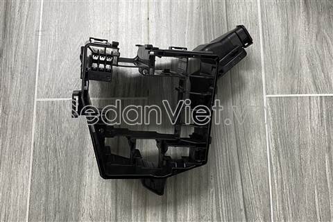 Hộp cầu chì đầu xe 827410D100