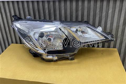Vỏ đèn pha phải 8301D444