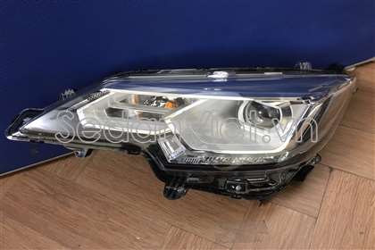 Vỏ đèn pha trái 8301D453