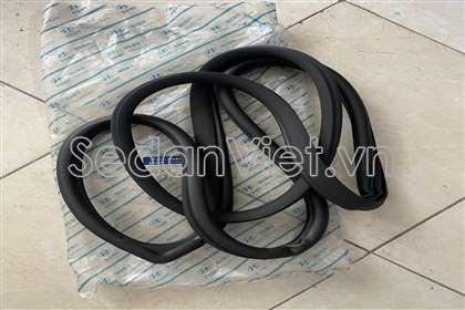 Gioăng cánh cửa sau 83130C1000