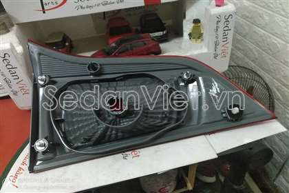 Đèn hậu 8331A159