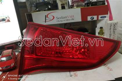 Đèn hậu 8331A159