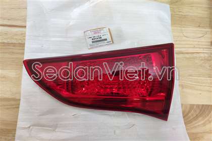 Đèn hậu trong phải Mitsubishi Pajero Sport 2008-2011