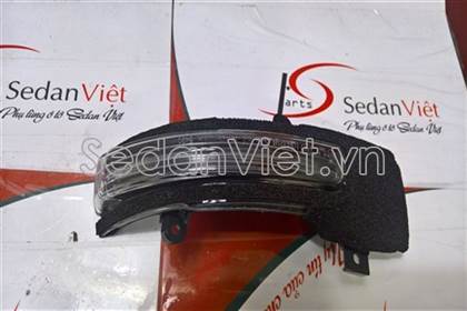 Đèn xi nhan gương 8351A067