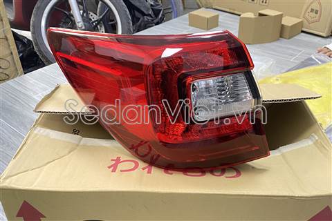 Đèn hậu ngoài trái 84912AL060