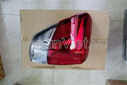 Đèn hậu ngoài trái 84912SJ050