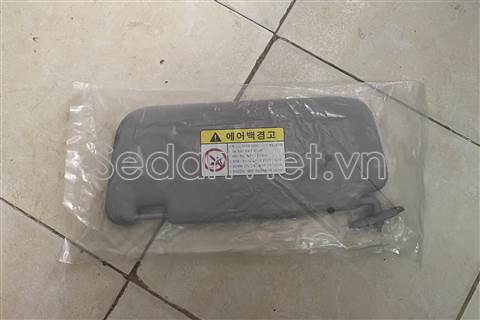 Chắn nắng trong xe phải 852201C200