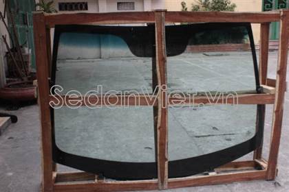 Kính chắn gió trước 86110B4050