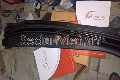 Ốp chân kính chắn gió 861502H000
