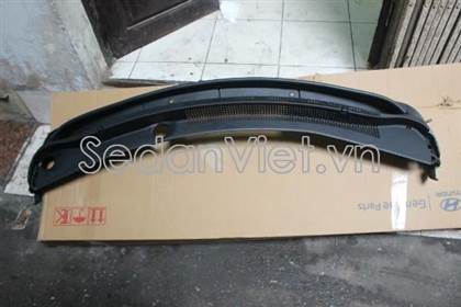 Ốp chân kính chắn gió 86150B4000