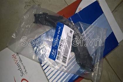 Ốp chân kính chắn gió 861602H010