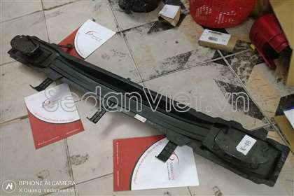 Xương đỡ cản sau 86303S000