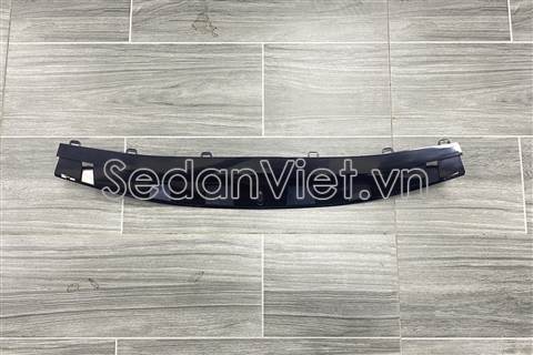 Viền nhựa ca lăng dùng cho xe Hyundai Avante 2011-2012