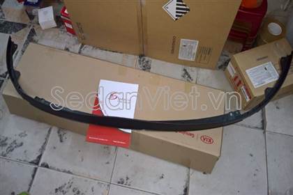 Ốp cản trước dùng cho xe Kia Sedona 2014-2015