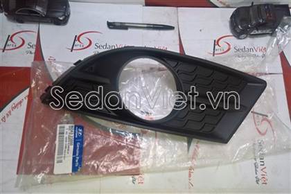 Ốp Đèn Gầm 865642Q000