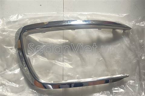 Viền mạ đèn gầm Kia Sedona 2015-2017