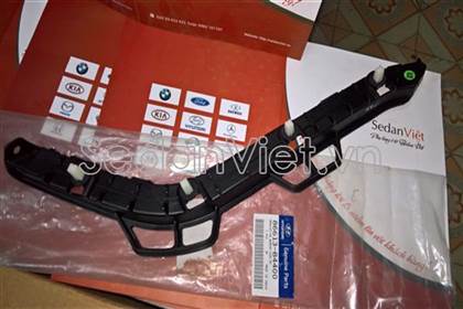 Nẹp cài cản sau trái 86613B4400